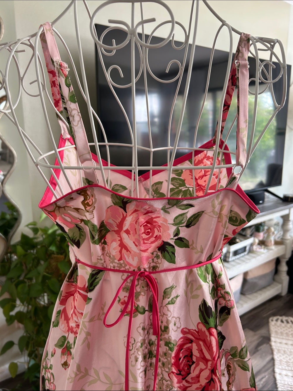 Adonna Pink Floral Satin Chemise with Rose Print - Picture 4 of 8